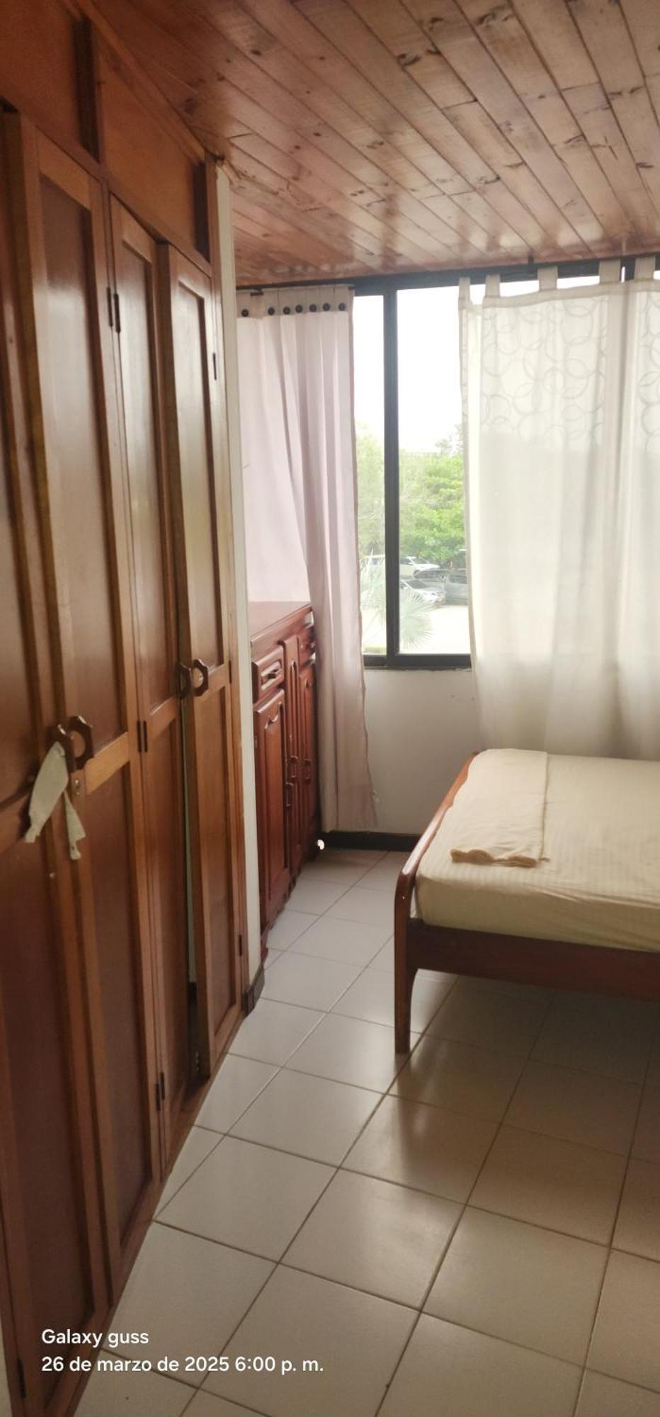 Victoria Real - 202 Apartment